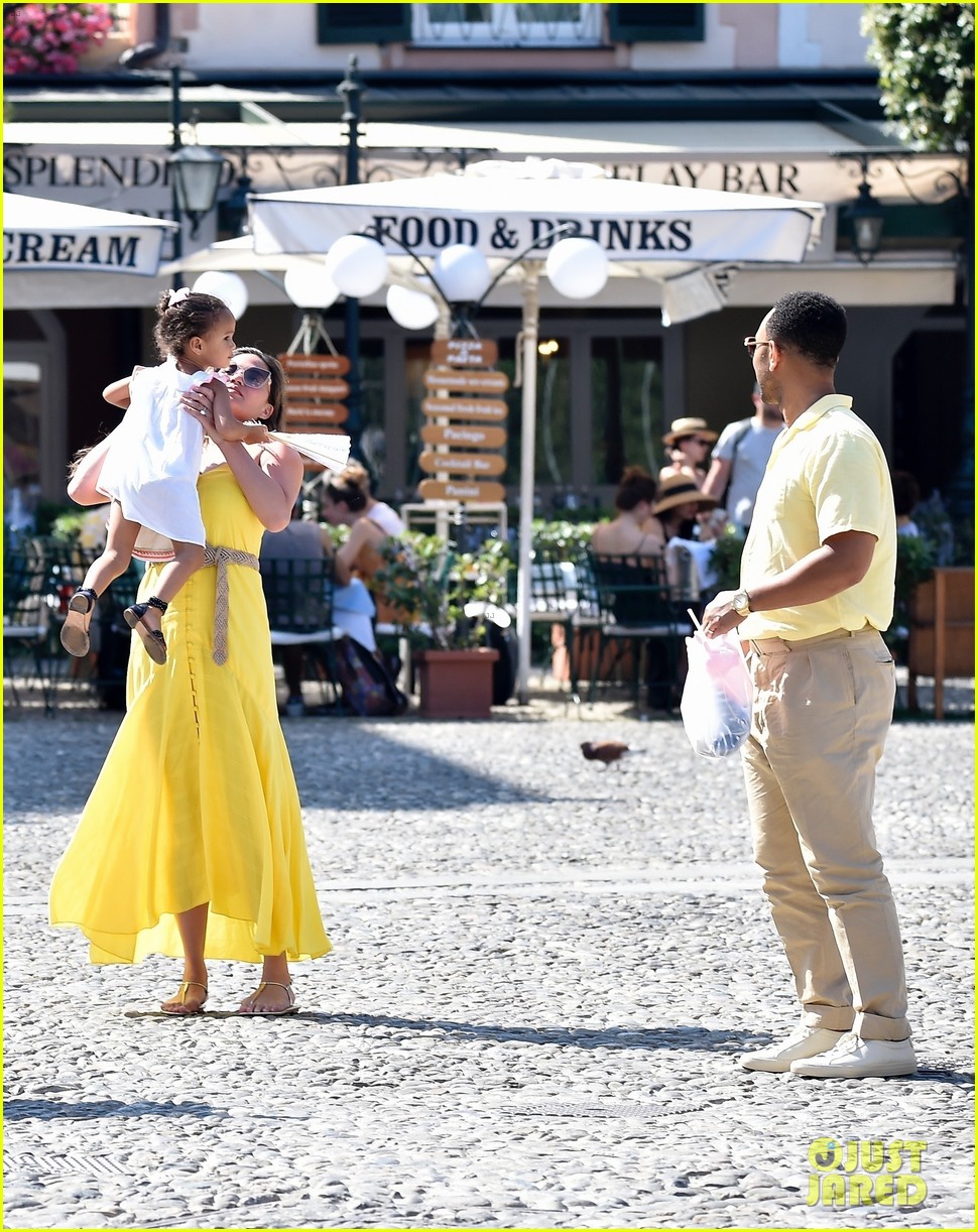 These Photos of John Legend \u0026 Chrissy Teigen in Italy with Luna Are So, So  Cute!: Photo 4317686 | Celebrity Babies, Chrissy Teigen, John Legend, Luna  Stephens Photos | Just Jared: Entertainment News, image size:970x1222