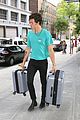 camila cabello luggage help shawn mendes nyc 03