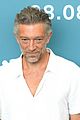vincent cassel attends irreverible photocall at venice film festival 12