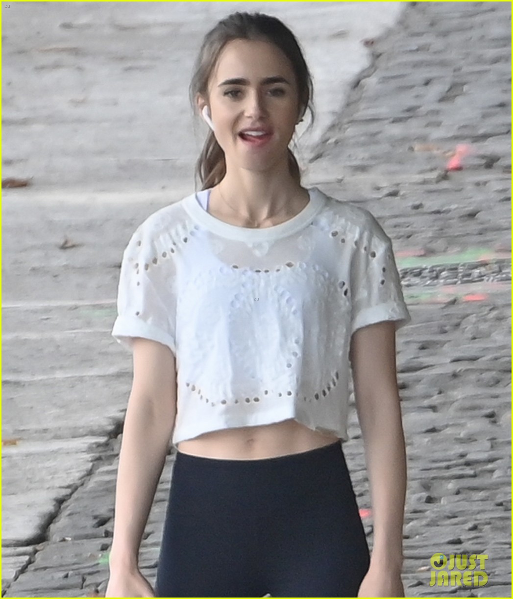 lily collins continues filming emily in paris 024337414