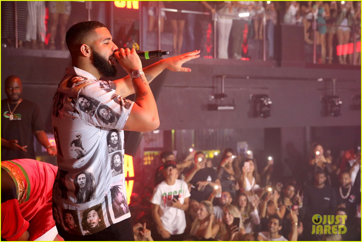 drake teams up with french montana in miami 034337296