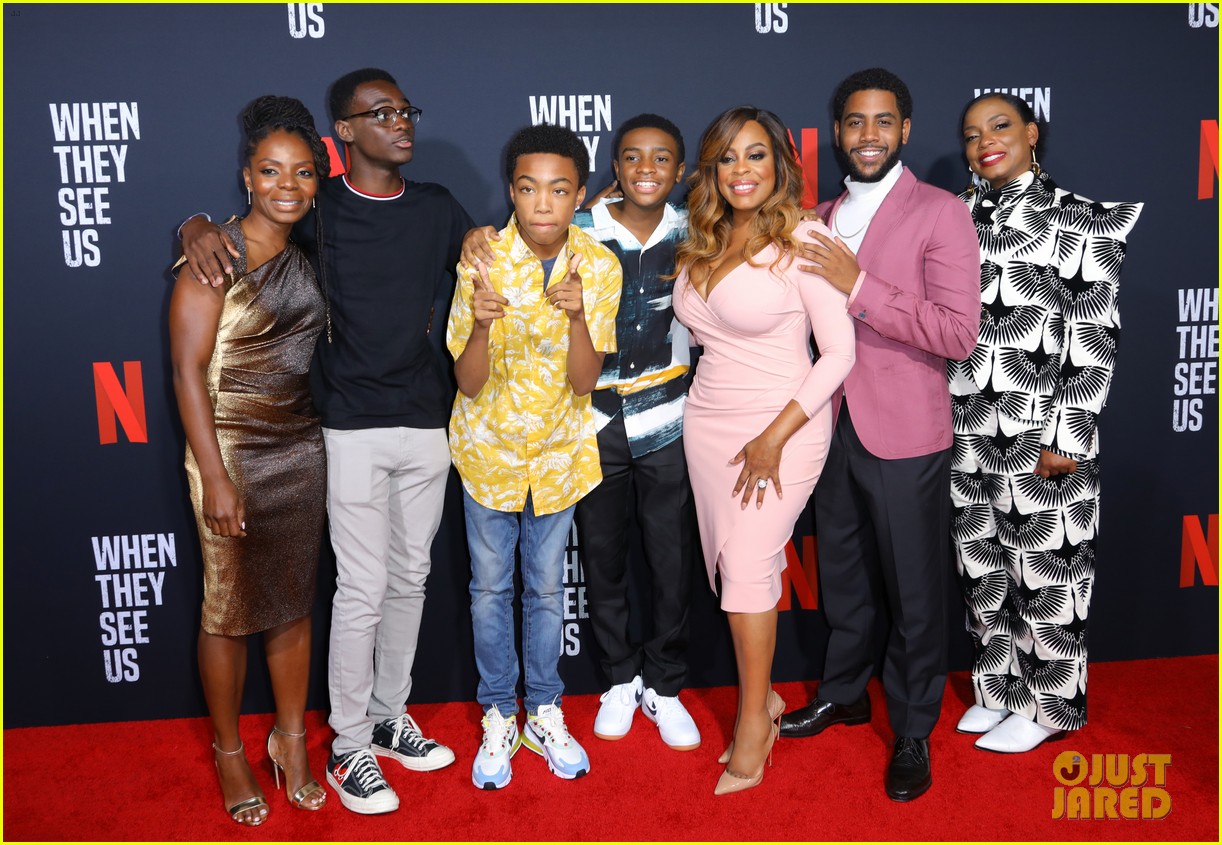 ava duvernay joins her when they see us cast at netflix fyc event 034334664