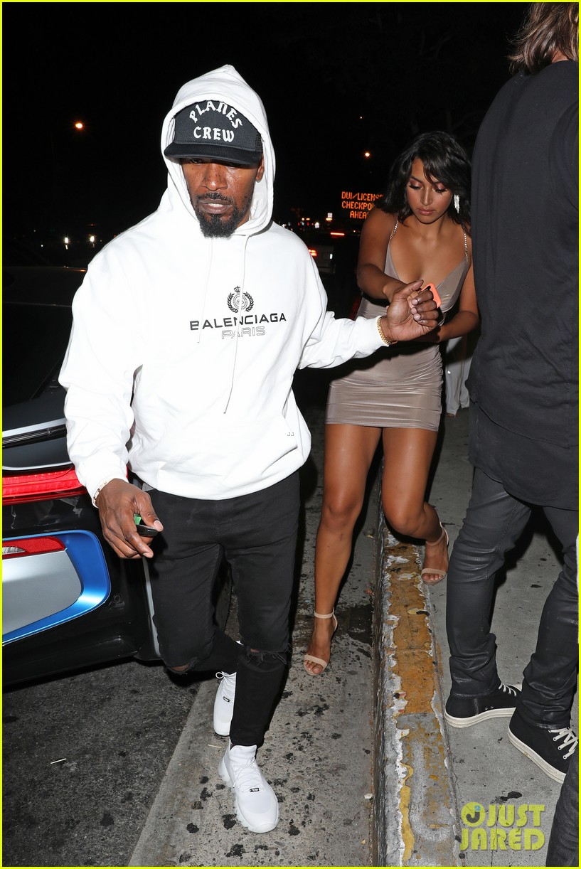 jamie foxx holds hands with mystery woman 054336976
