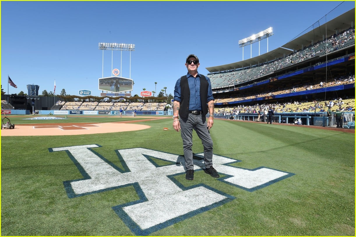 Elizabeth Olsen, Jamie Bell, & Gabrielle Union Enjoy Dodgers Game