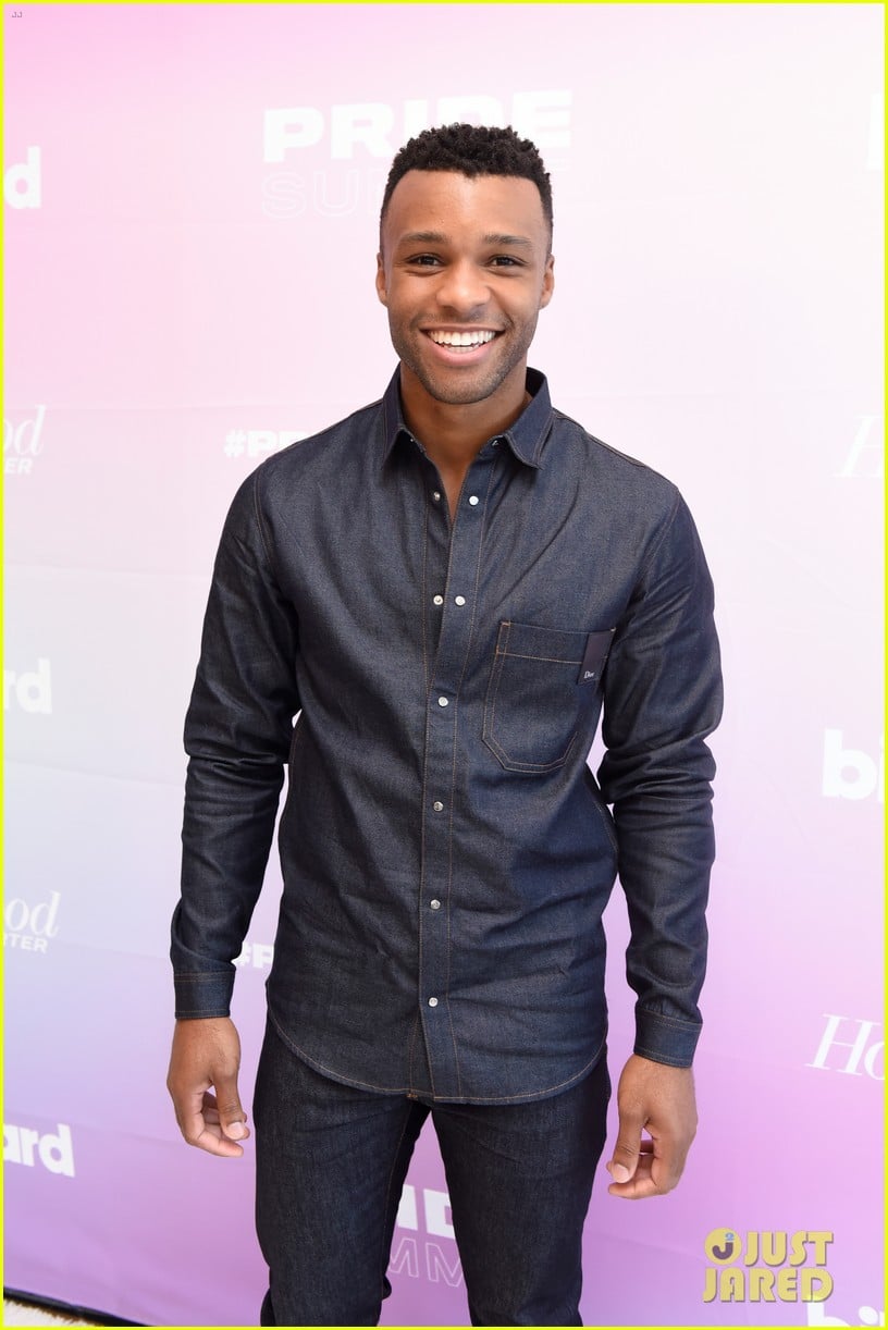 'Pose' Cast Call Out White Cis Actors Who Take on Trans Roles Photo 4333017 Photos Just