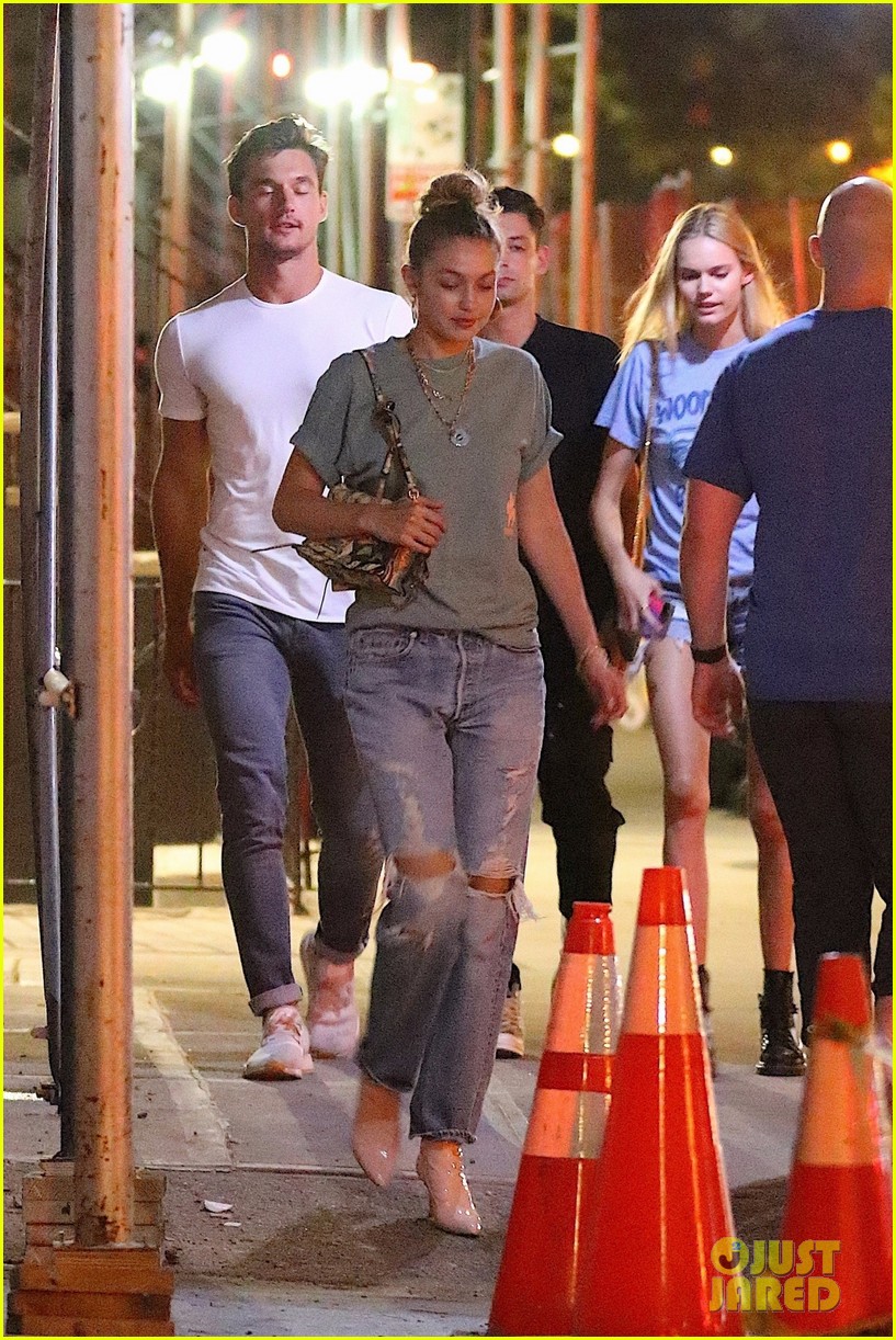 Gigi Hadid Enjoys a Night Out with Tyler Cameron in NYC! Photo 4335528