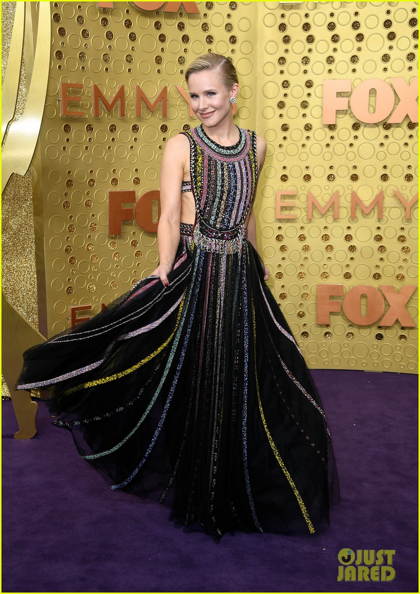 kristen bell keeps it colorful at emmys 2019 244358111