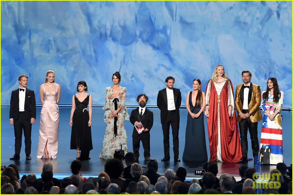 game of thrones cast together at emmys 2019 044358141