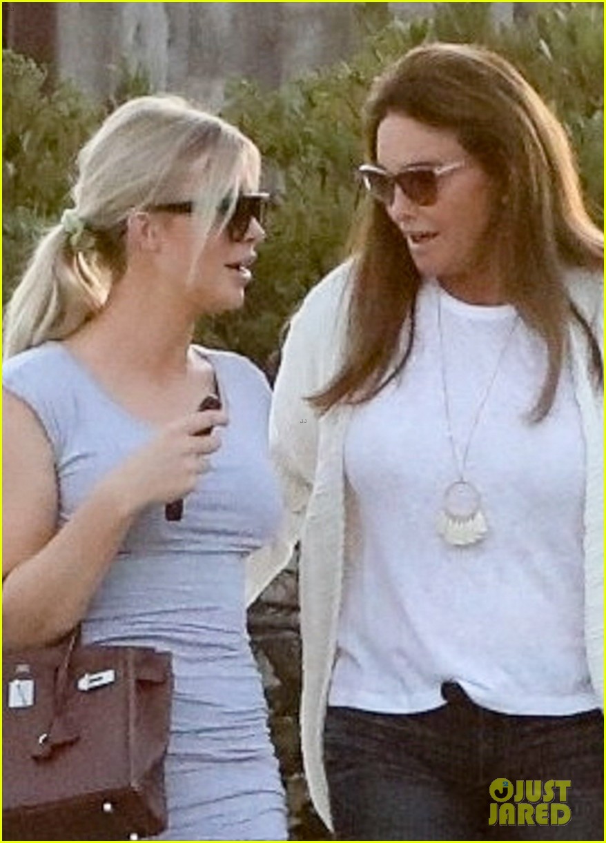 caitlyn jenner sophia hutchins keep close during dinner date 044357167