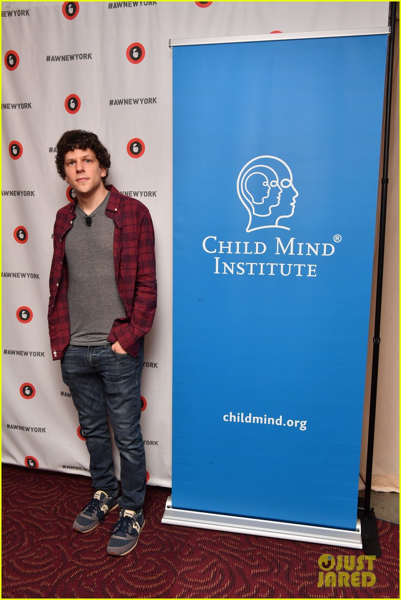 jesse eisenberg opens up about anxiety 03