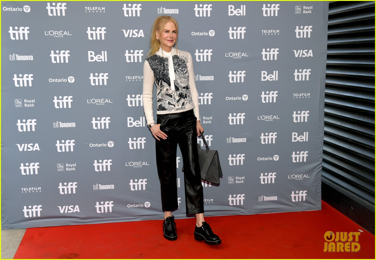 the goldfinch press conference tiff  144348365