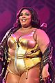 lizzo shines in gold bodysuit on stage at nyc concert 03