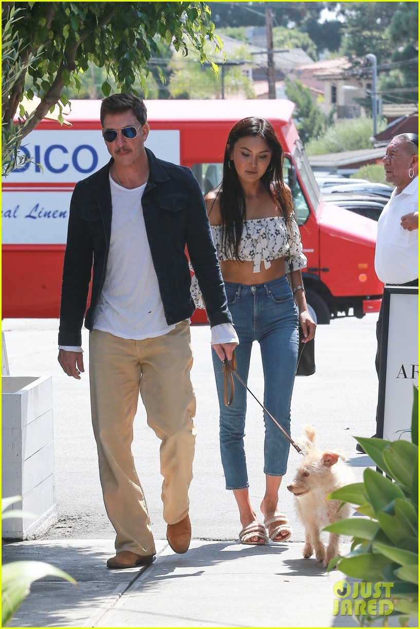 dylan mcdermott steps out on coffee date with mystery woman 05