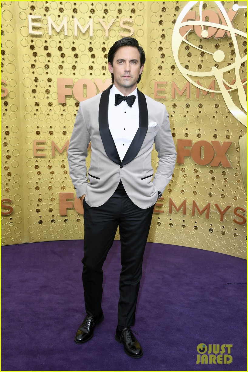 Milo Ventimiglia Is Looking Suave at Emmy Awards 2019 Photo 4357530