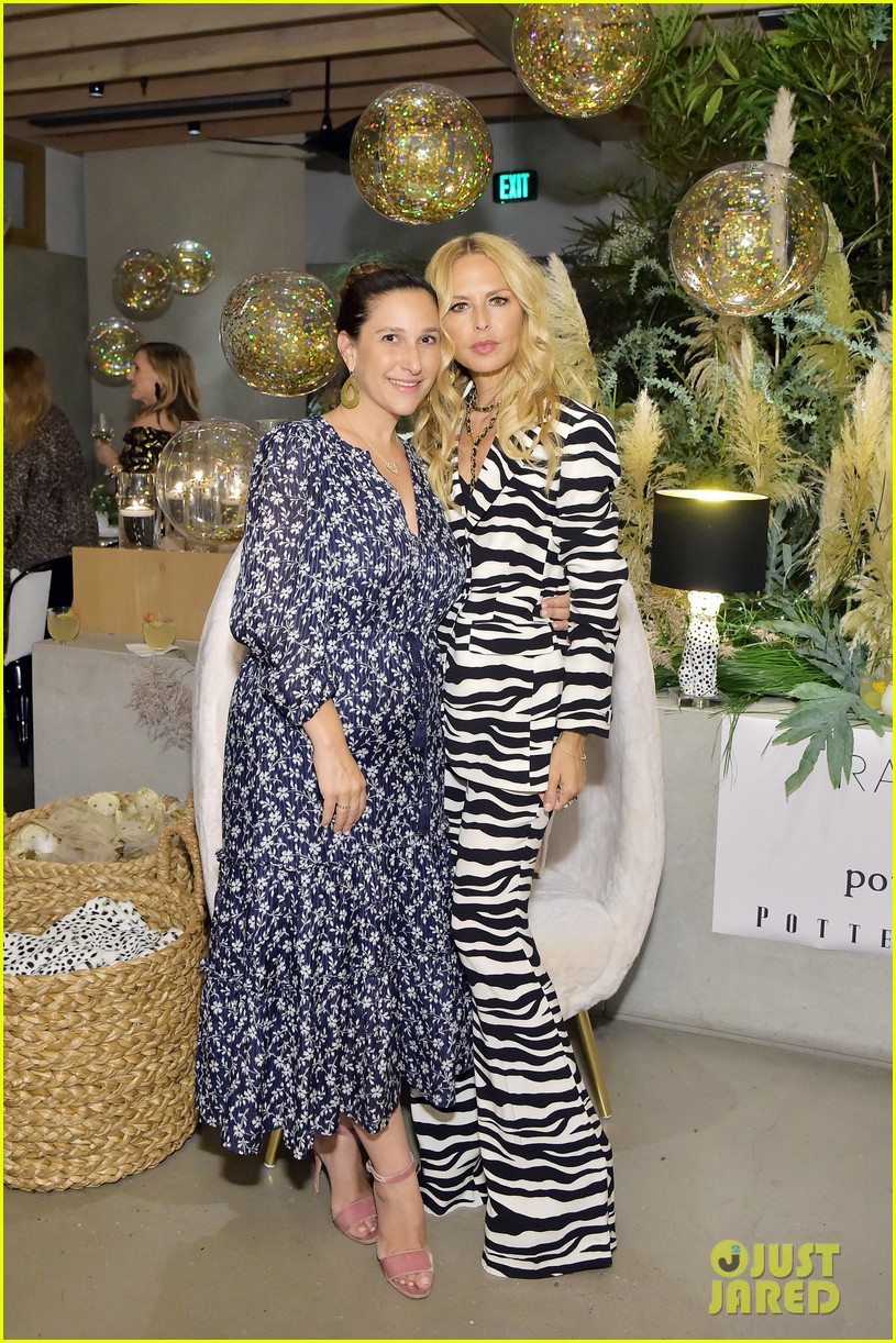 ashlee simpson supports rachel zoe at pottery barn collaboration launch 01