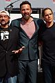 ben affleck supports kevin smith jason mewes hands footprint ceremony 10