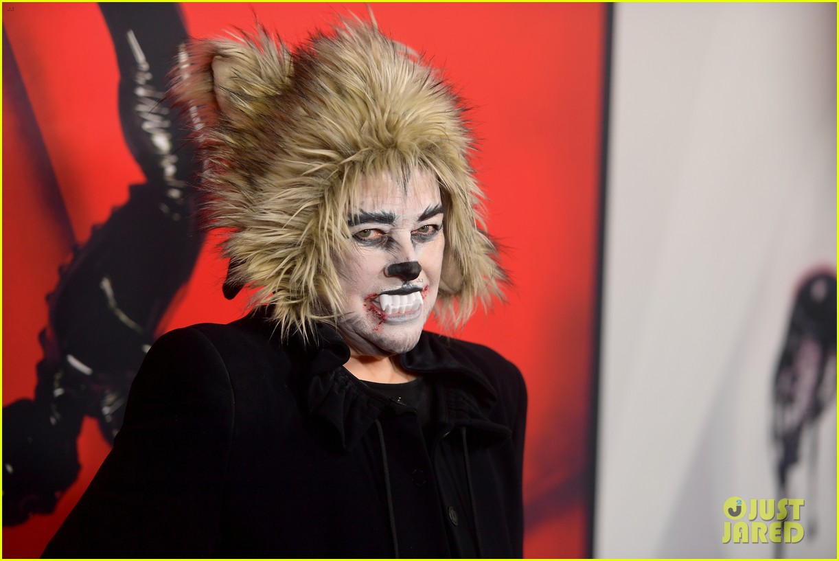 kathy bates dresses up for werewolf american horror story 100 154377274