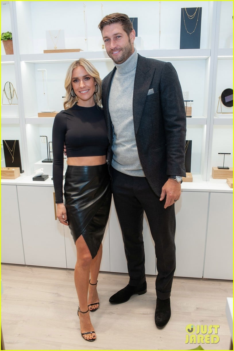 Kristin Cavallari is Supported by Husband Jay Cutler at Grand Opening(00)