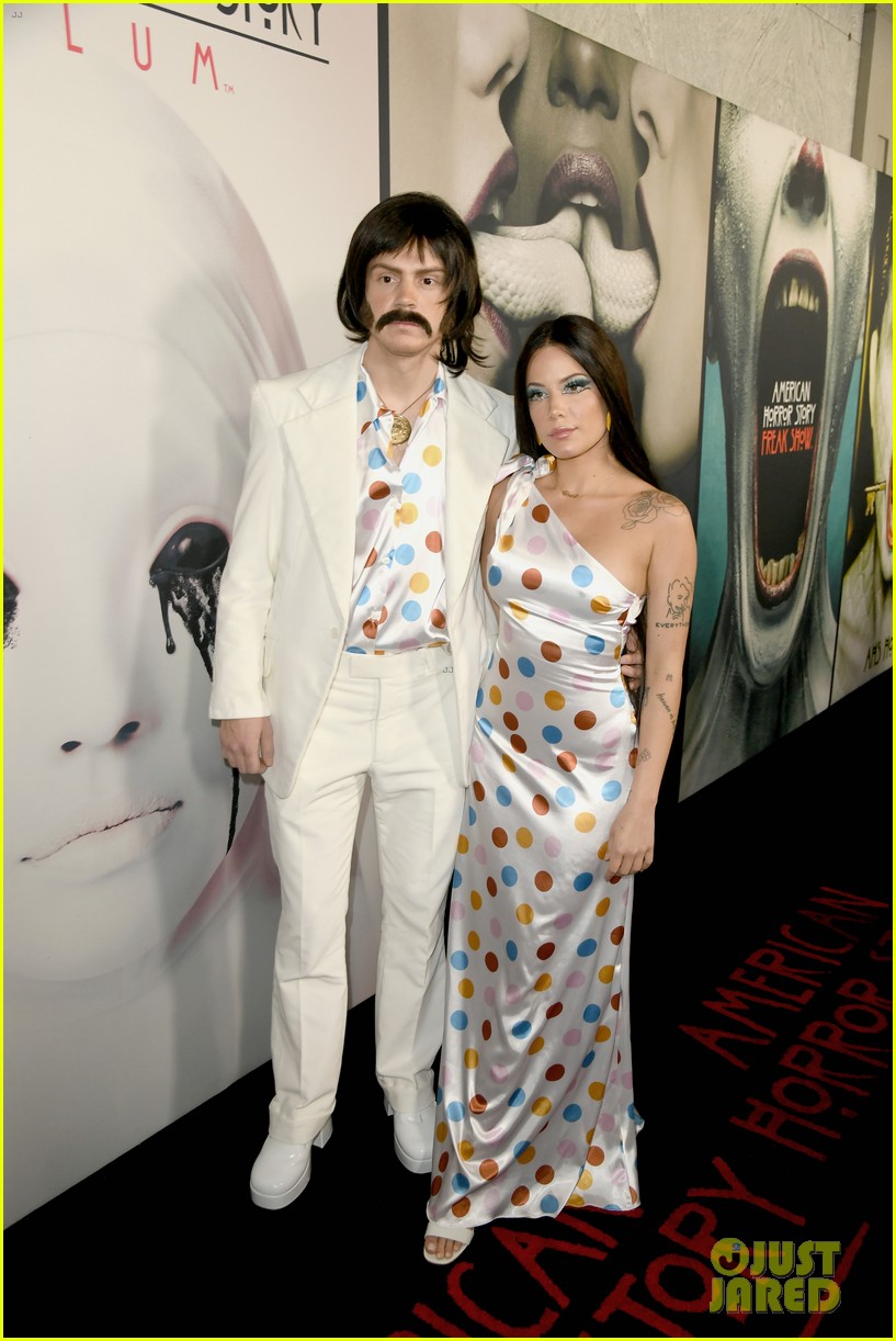 Evan Peters & Halsey Make Red Carpet Debut at 'American Horror Story