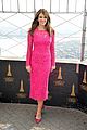 elizabeth hurley lights empire state building in honor of breast cancer awareness month 01