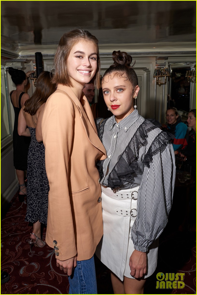 lili reinhart cole sprouse kaia gerber more miu after party 034364345