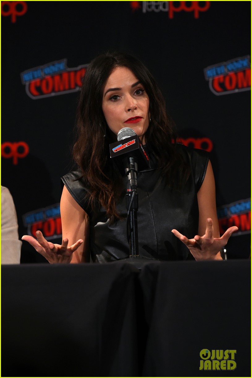 abigail spencer reprisal 2019 nycc 054366417