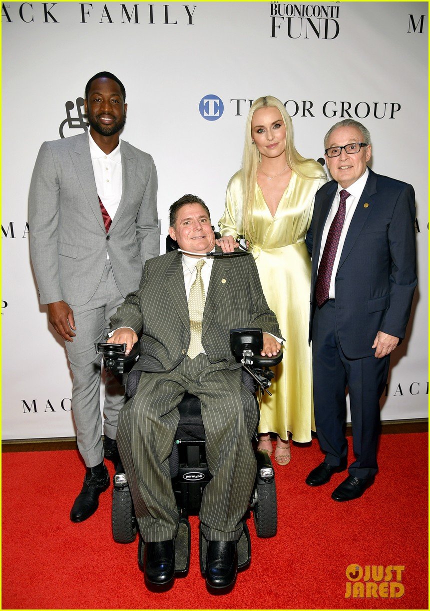 dwyane wade and lindsey vonn team up for great sports legends dinner paralysis 014367591