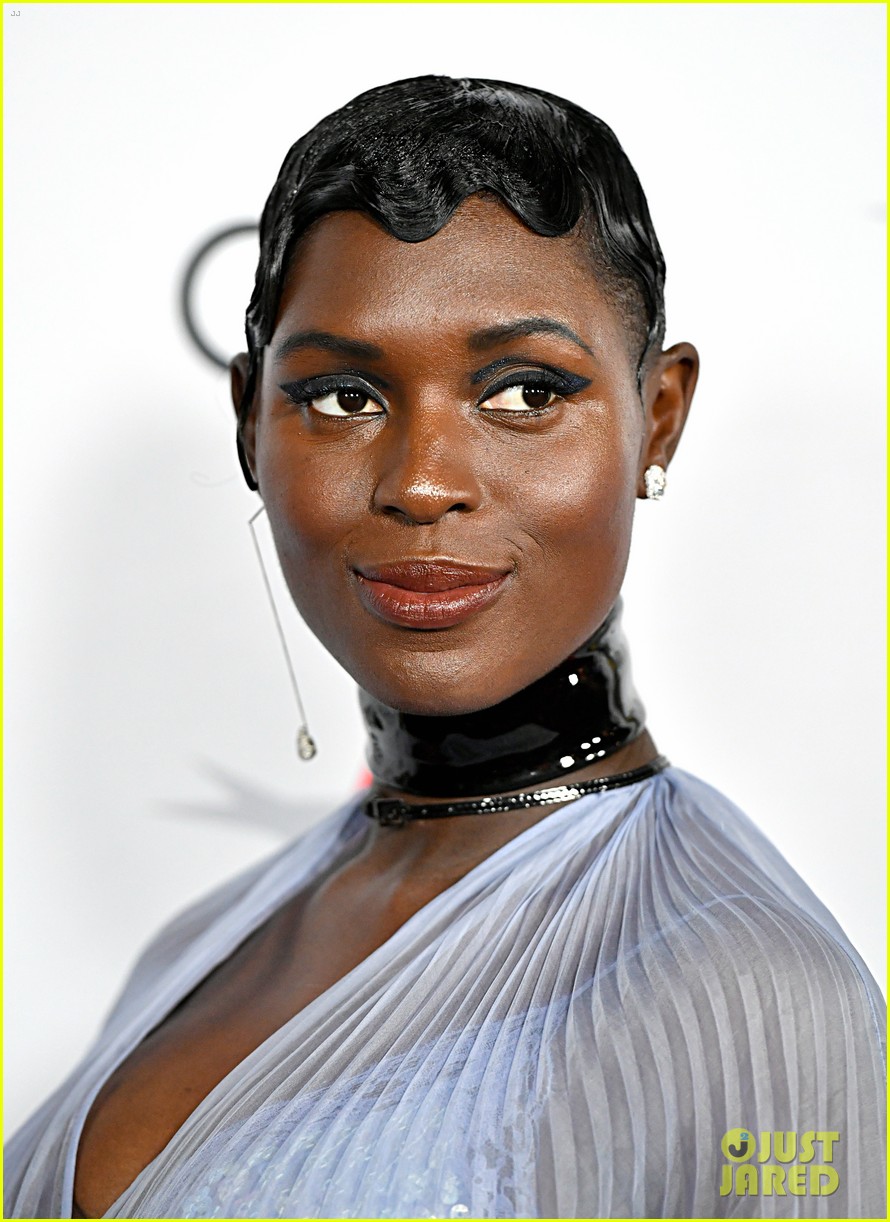 Joshua Jackson & Girlfriend Jodie TurnerSmith Make Red Carpet Debut at