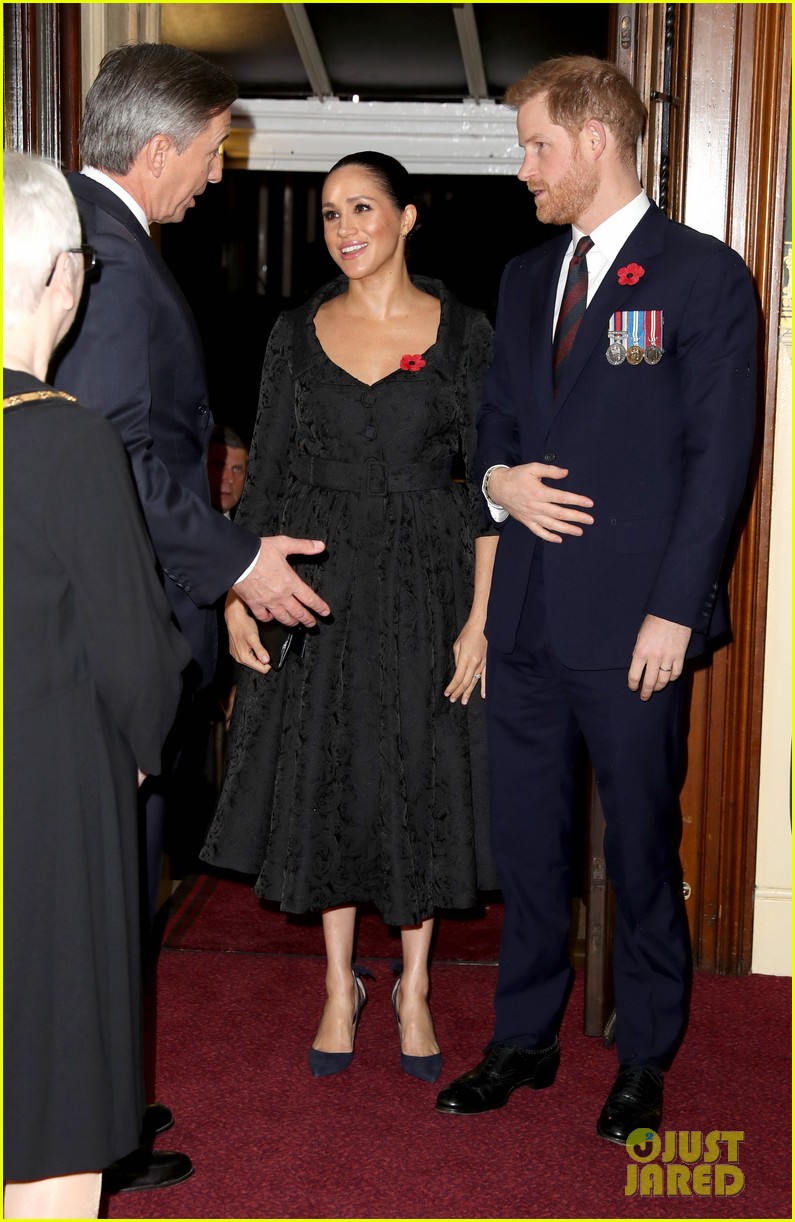 Meghan Markle, Kate Middleton, & Princes Harry & William Reunite