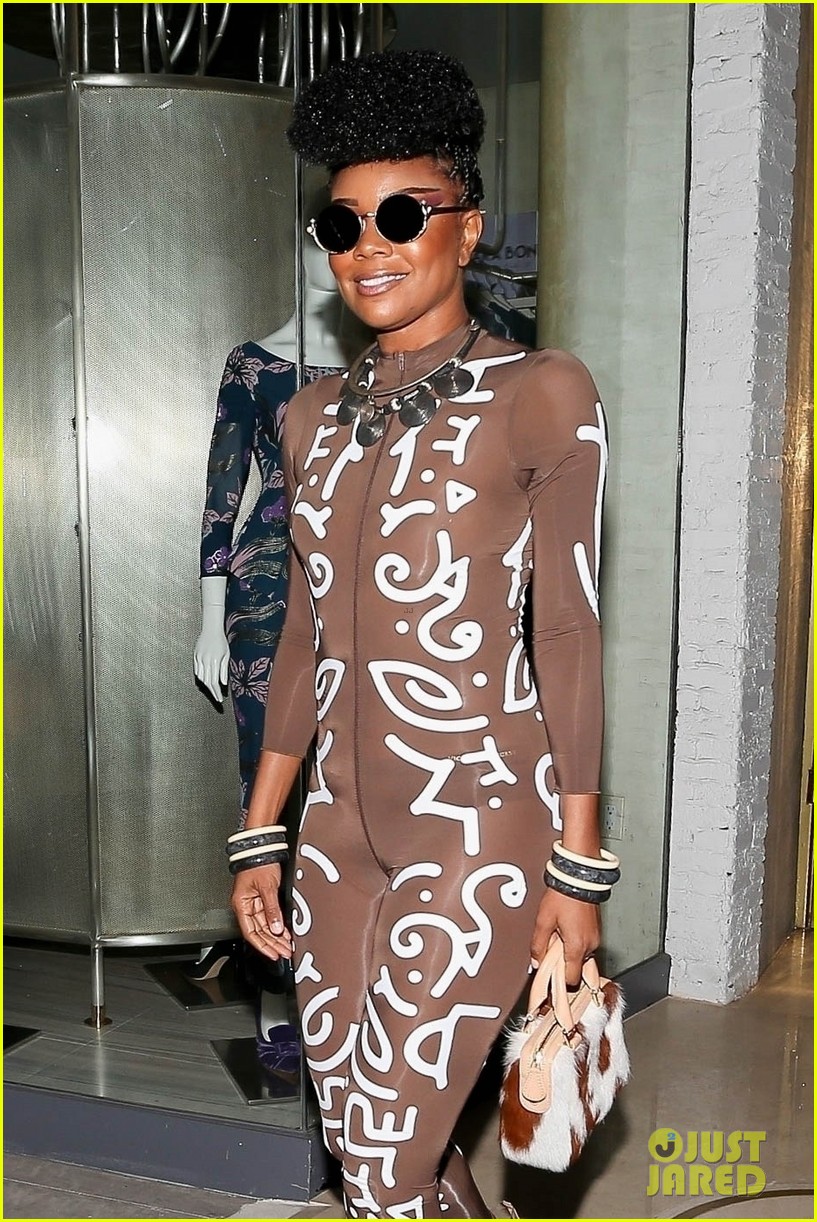 janelle monae lana del rey gabrielle union dress up for beyonce jay zs halloween party 10