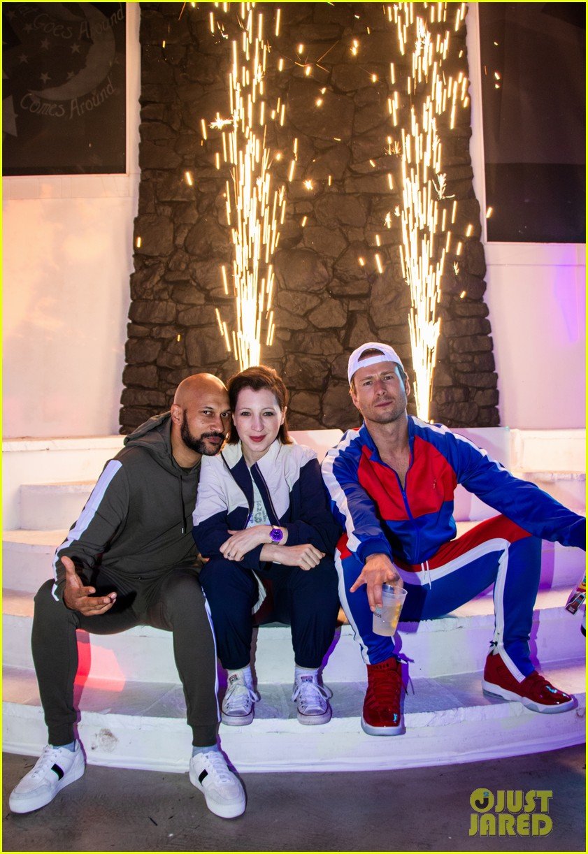 Glen Powell’s Friends All Wore Tracksuits to His Birthday Party!: Photo