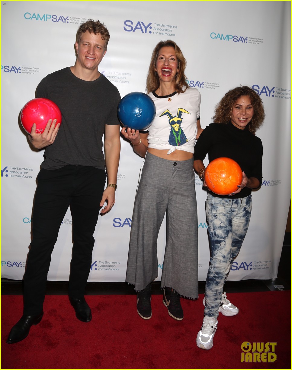 paul rudd hosts his annual all star bowling benefit for say 2019 01