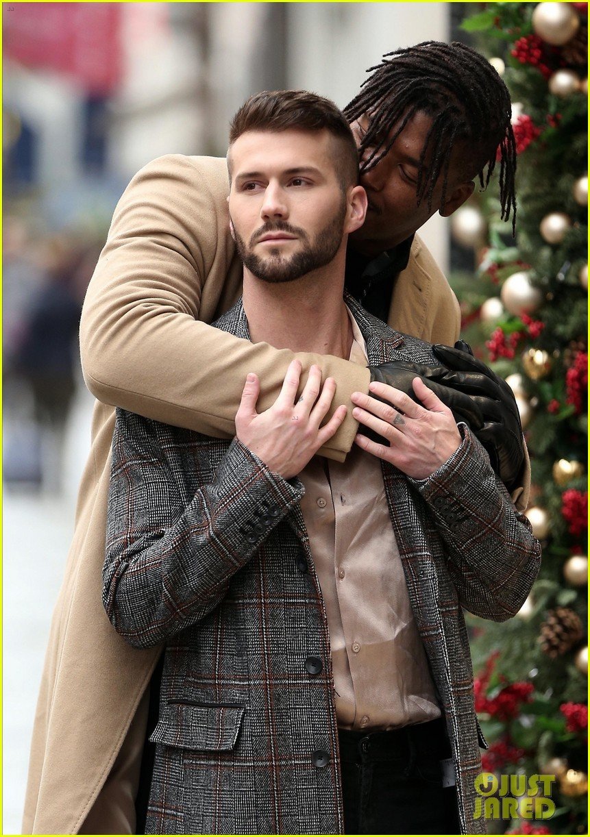 NFL Player Ryan Russell Flaunts PDA with Boyfriend Corey O'Brien in