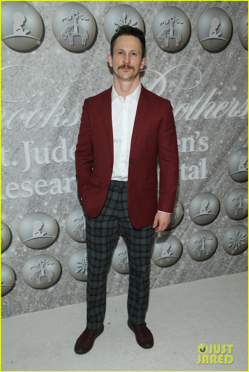brooks brothers holiday party 23