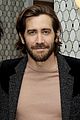 jake gyllenhaal shows support at parasite screening 02