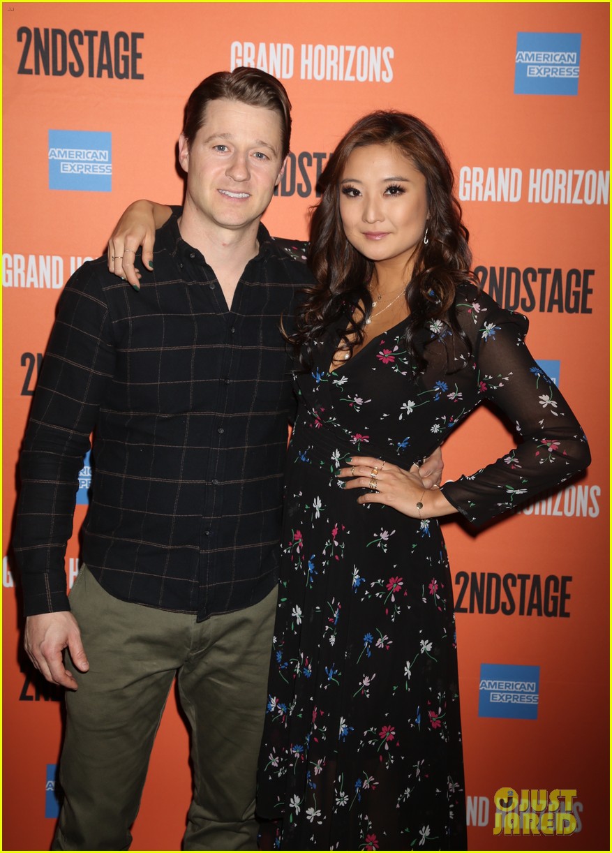 ben mckenzie preps broadway debut in grand horizons with cast photo call 04
