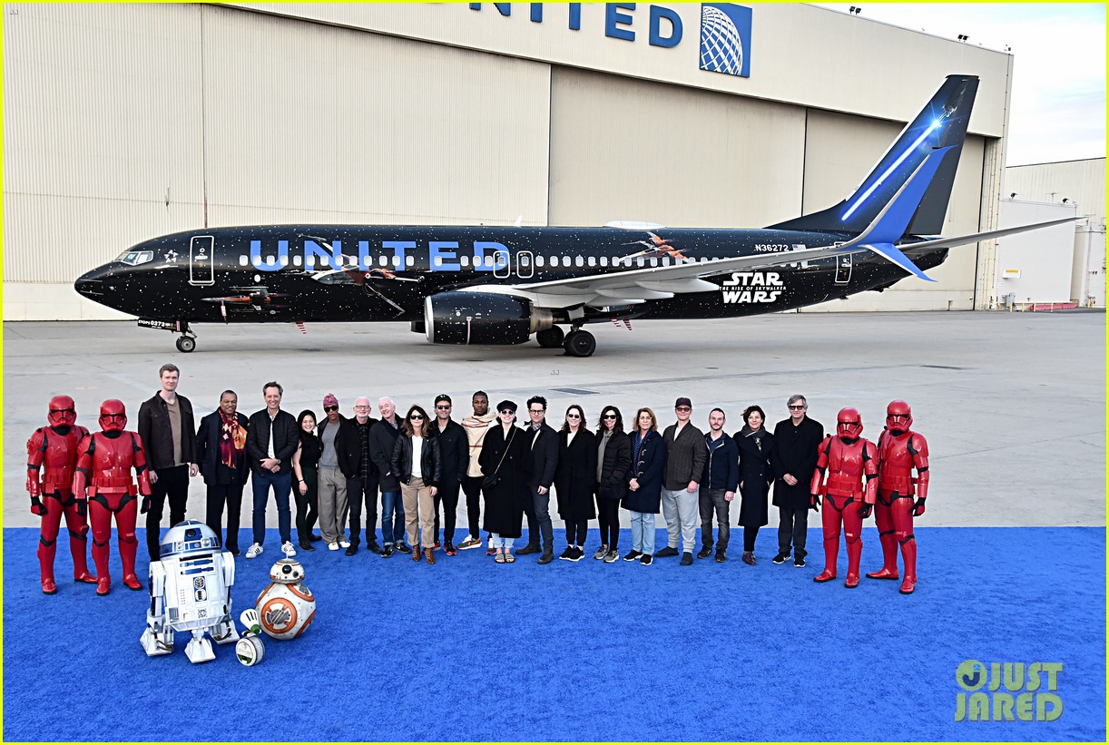 star wars the rise of skywalker celebrate launch of united plane 084404789