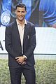 cristiano ronaldo accepts top honor at serie as gala in italy 01