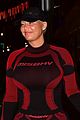 amber rose alexander ae edwards share a kiss on date night 02