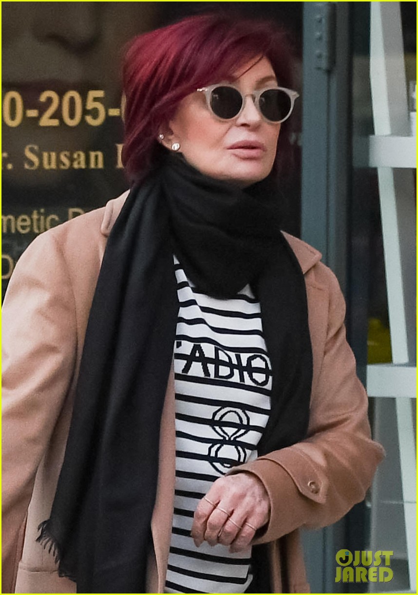 aimee osbourne makes extremely rare outing with mom sharon 024412948