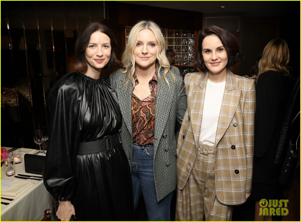 caitriona balfe michelle dockery more get together at instyles badass women dinner 01