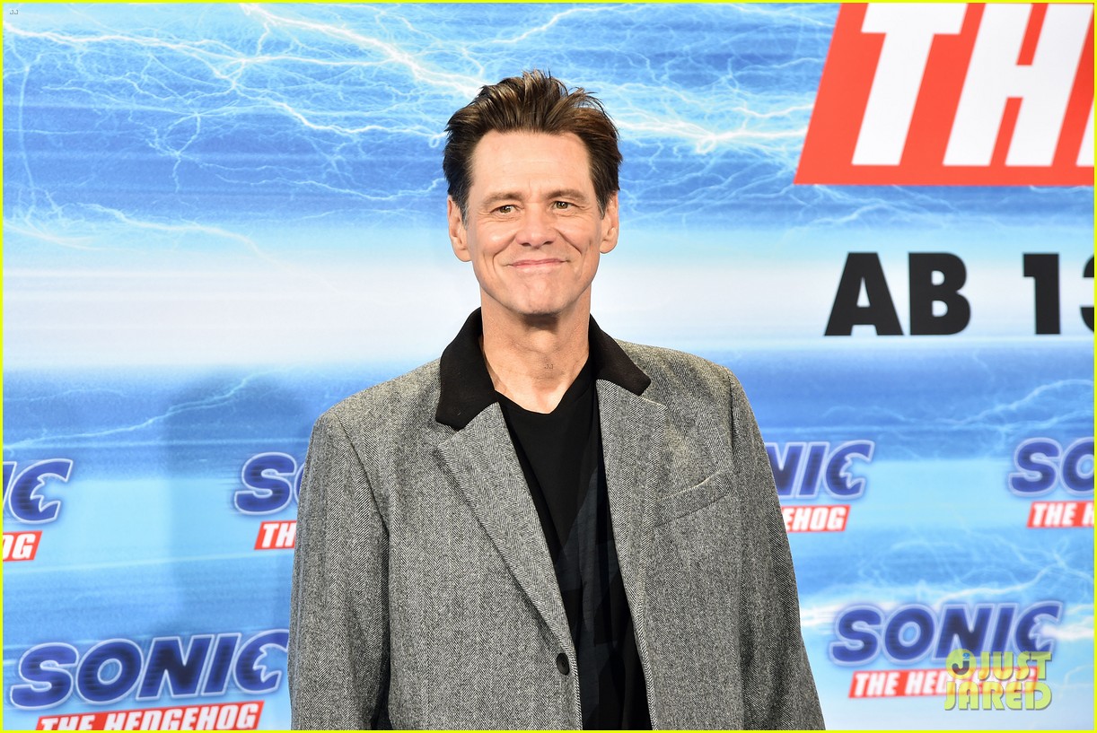 jim carrey celebrates sonic the hedgehog family day event in berlin 04