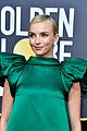 jodie comer wows in emerald gown at golden globes 02