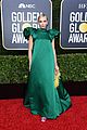 jodie comer wows in emerald gown at golden globes 03