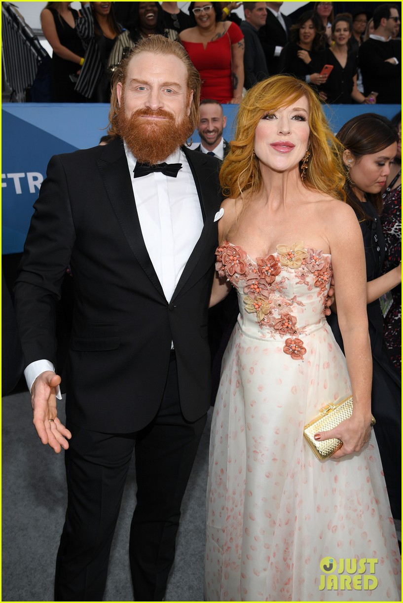 Peter Dinklage Wins First (& Final) SAG Award for 'Game of Thrones