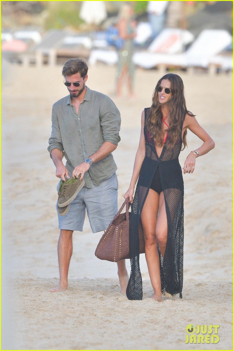 izabel goulart fiance kevin trapp celebrate new years in st barts 044407914