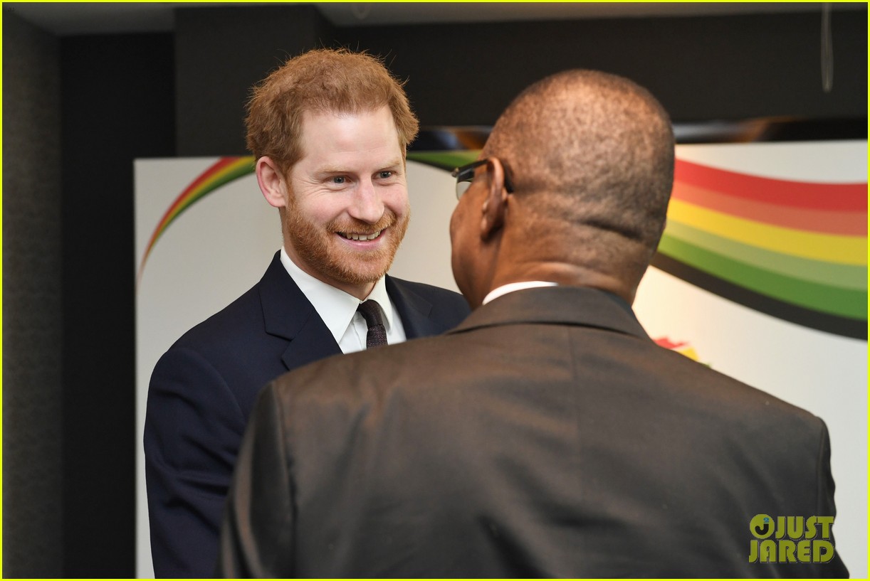 prince harry archies godparents revealed 014419487