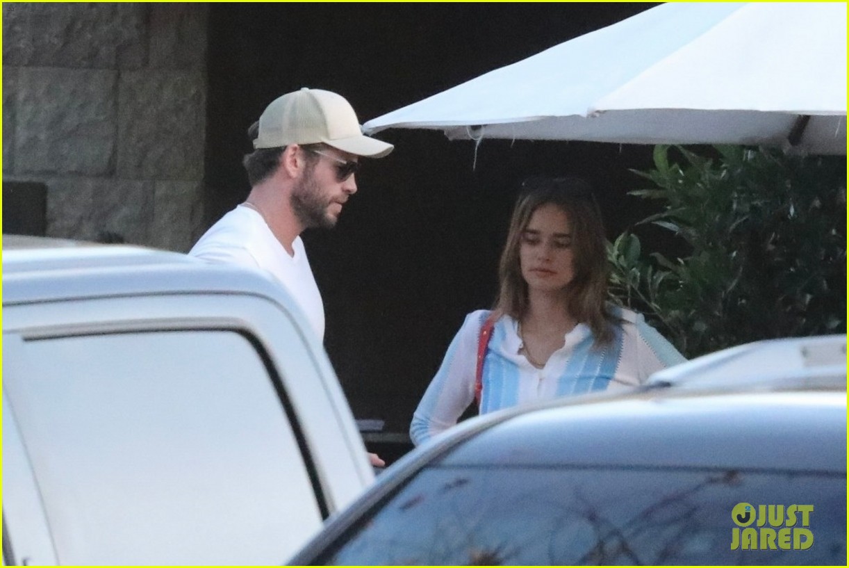 Liam Hemsworth & Girlfriend Gabriella Brooks Spotted On a Breakfast