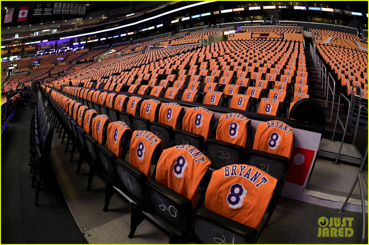 Photo first lakers game since kobe bryant death 07 Photo 4427297