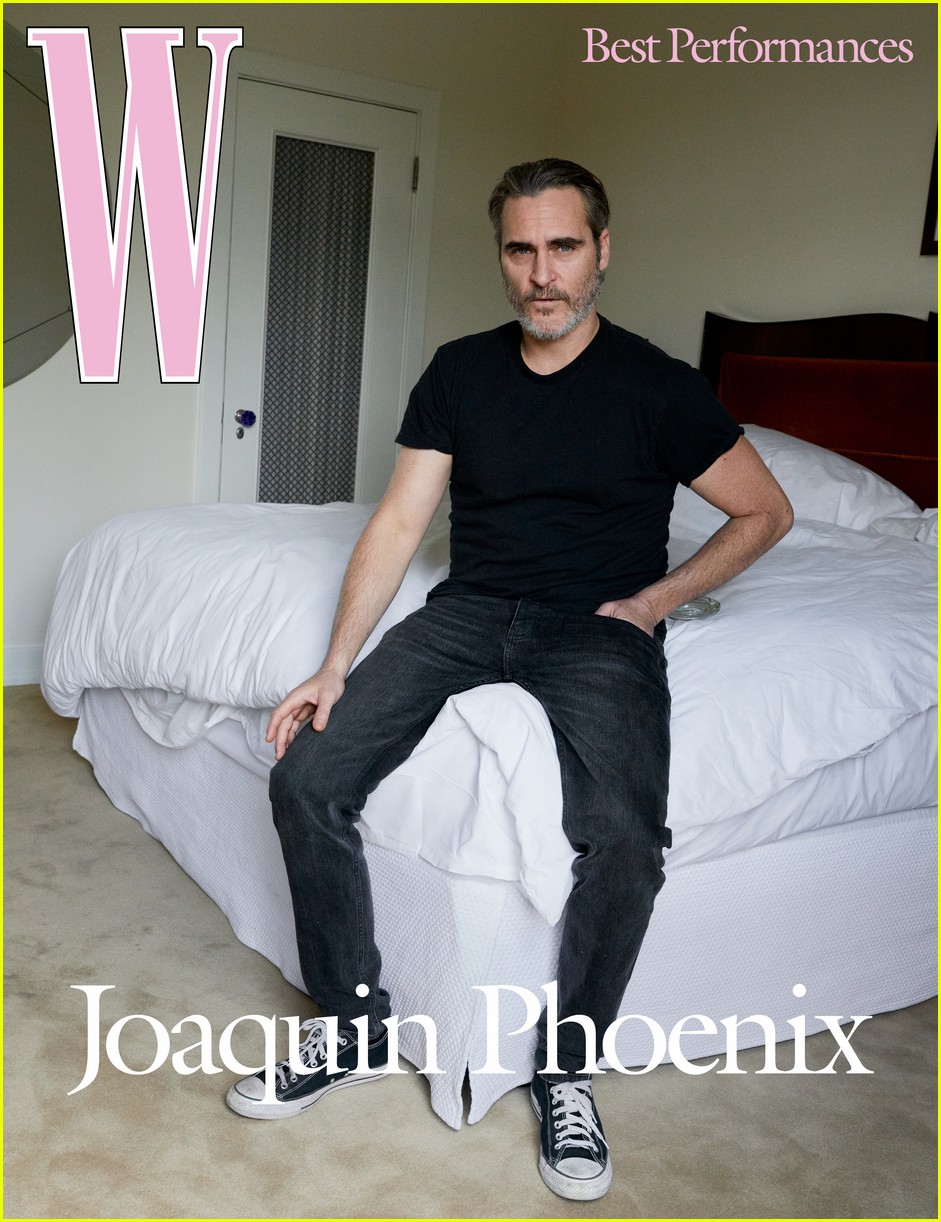 joaquin phoenix w magazine